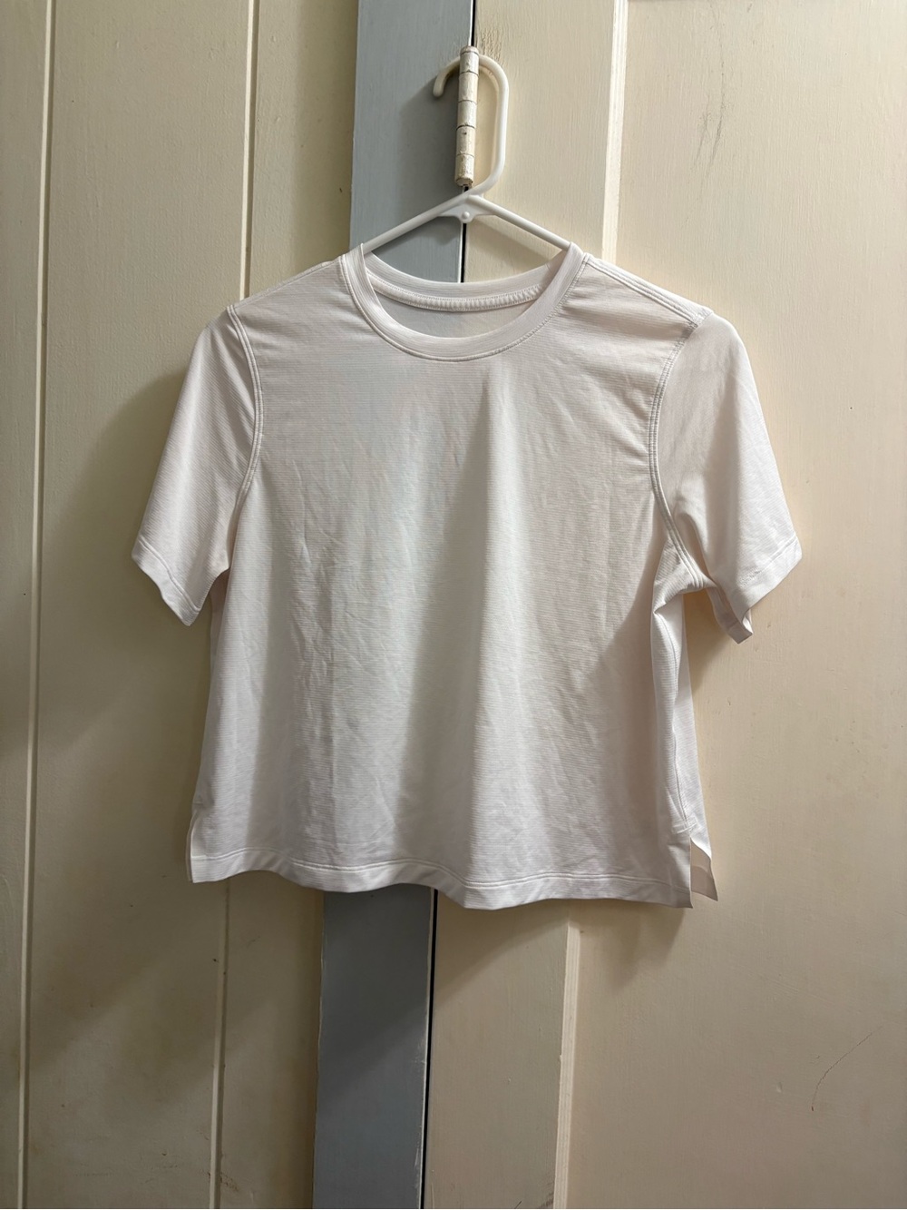EUC Lululemon Cropped Top